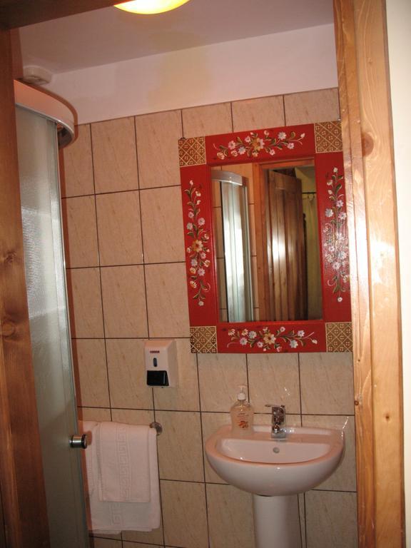 Pensiunea Sub Cetate Cisnădie Chambre photo